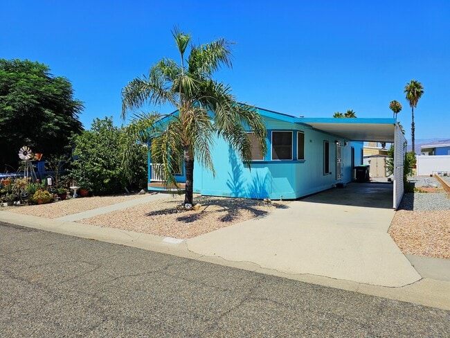 Building Photo - 651 Santa Clara Cir
