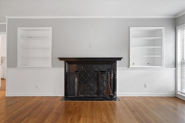 Foto del edificio - 2619 W 45th St