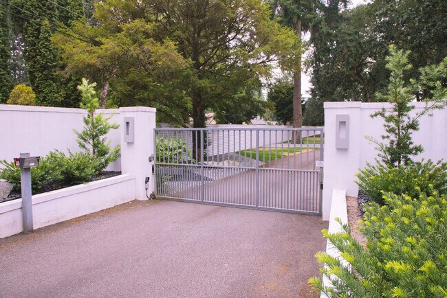 Building Photo - One of a kind private estate on Gravelly Lake in Lakewood