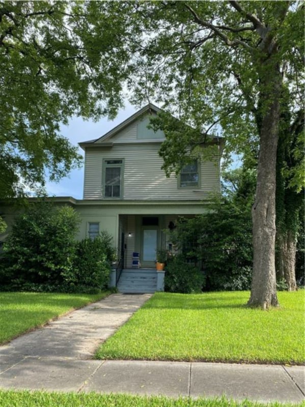 Primary Photo - 2702 Cherokee Ave
