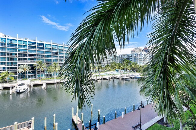 Photo - 3001 NE 185th St House