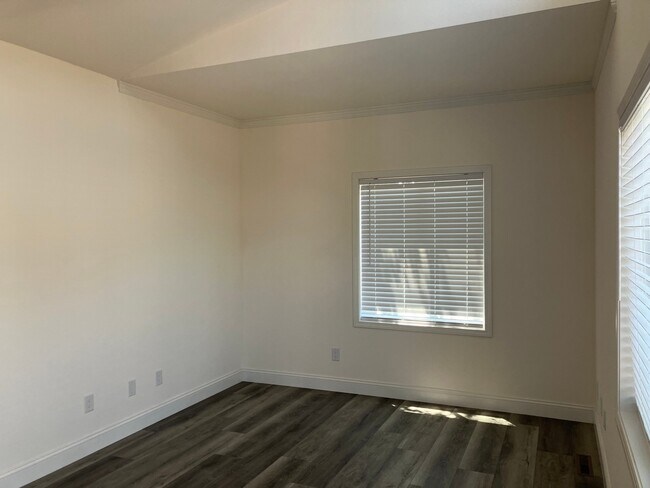 Foto del edificio - 140 Fairview Dr
