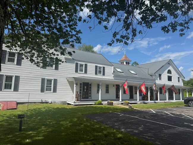 Building Photo - Spacious 1 bedroom in Ossipee