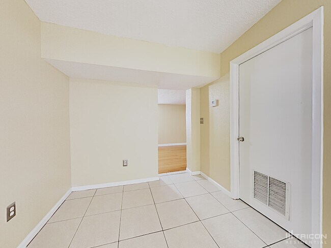 Foto del edificio - 803 8th Ave N