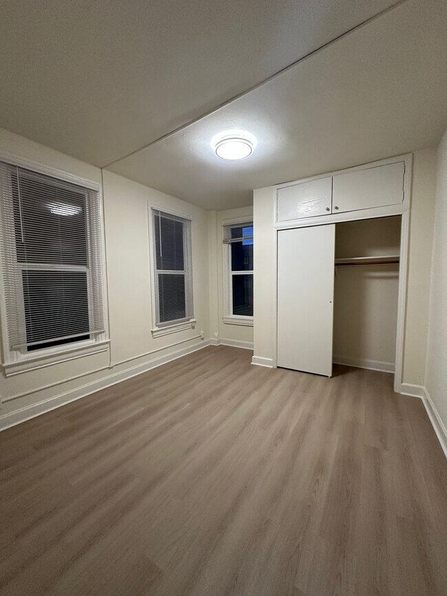 Foto del edificio - 758 Jackson St