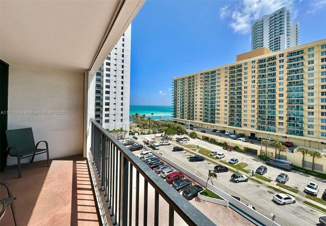 Building Photo - 2401 S Ocean Dr