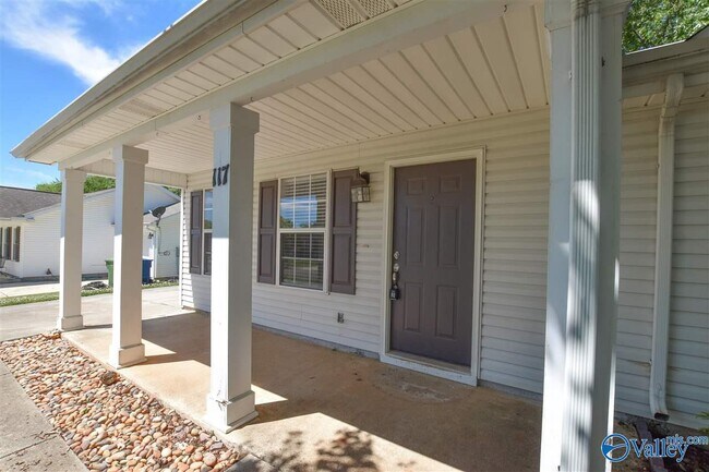 Building Photo - 117 Grey Fawn Trail