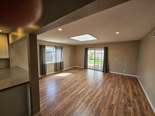 Building Photo - Charming 3-Bedroom Home in San Marcos - Av...