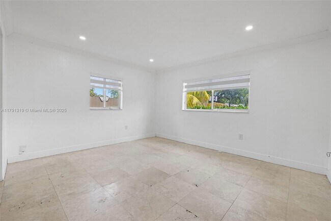 Foto del edificio - 6511 SW 31st St