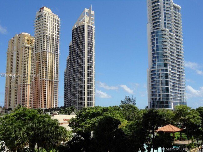 Foto del edificio - 210-174 174th St
