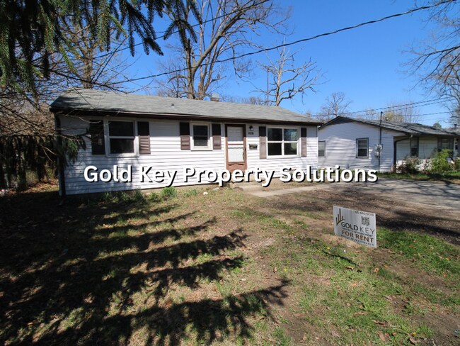 Foto del edificio - Eastside 3 BR 1 BA House with Garage and Central Air (SECTION 8 APPROVED)