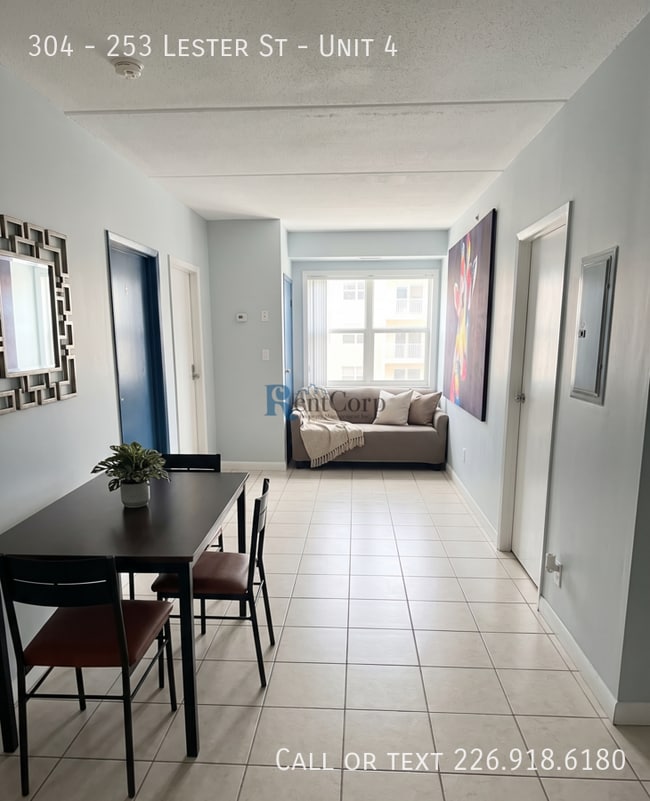 Building Photo - 253-253 Lester St