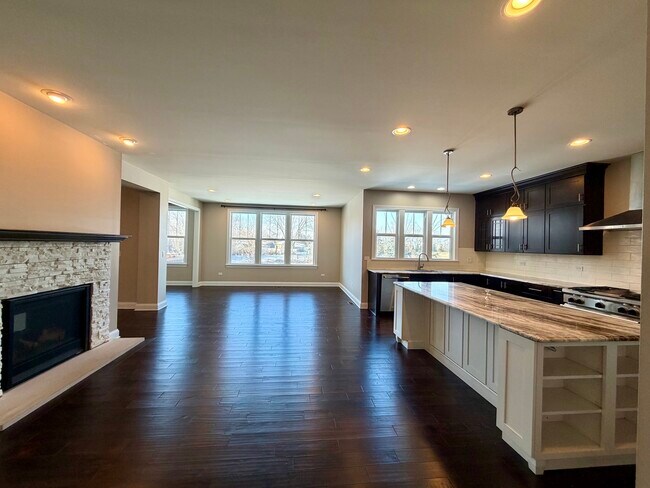 Foto del edificio - 3907 Nannyberry St