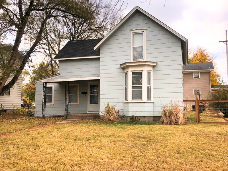 131 Second W, Newton, KS 67114 House for Rent in Newton, KS