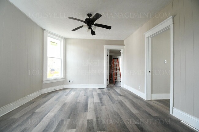 Photo - 715 N 33rd St House