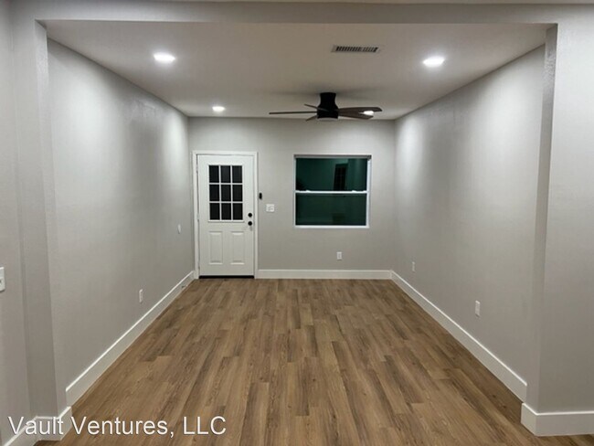 Foto del edificio - 3 br, 2 bath House - 918 N Clark Ave