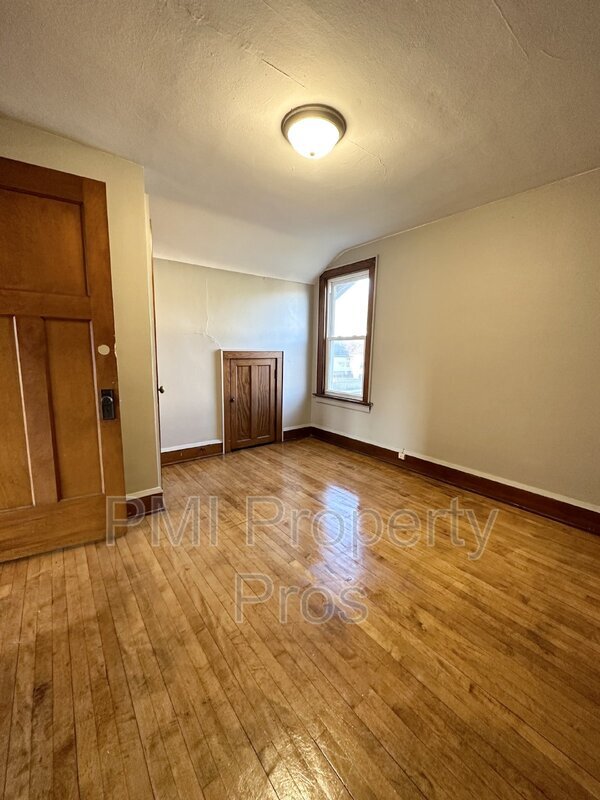 Foto del edificio - 2710 W Melvina St