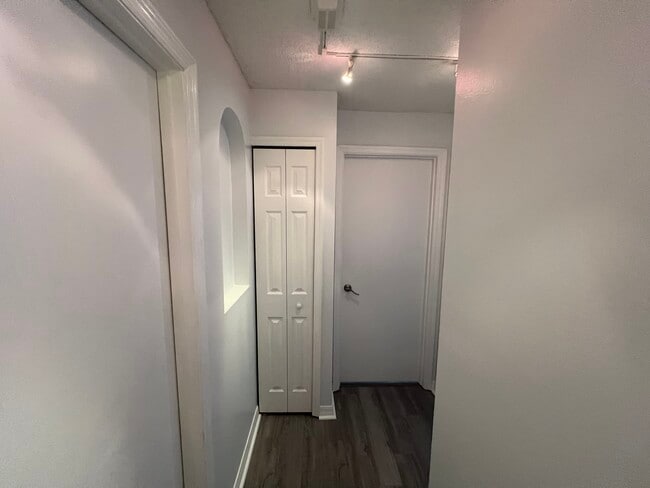Foto del edificio - 12833 Parkbury Dr