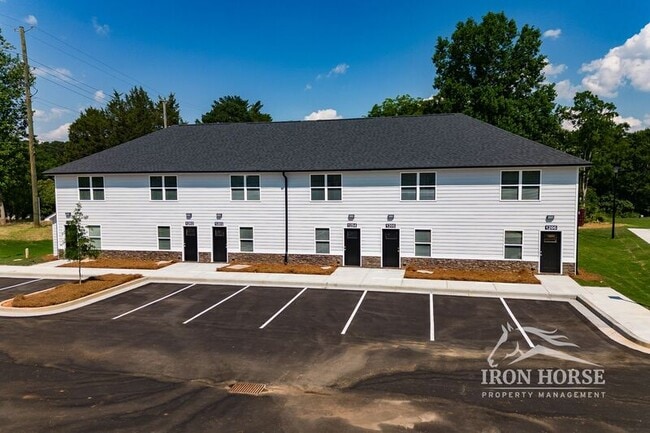 Photo - 1699 Atlanta Hwy SE House