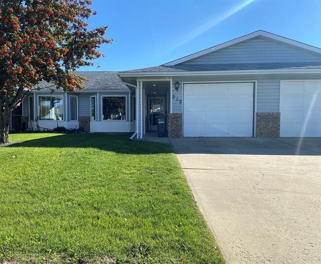 Building Photo - 2 Bed 1 Bath Unit in Red Deer, AB