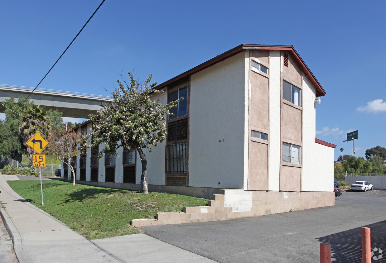 Building Photo - 4616 Delta St