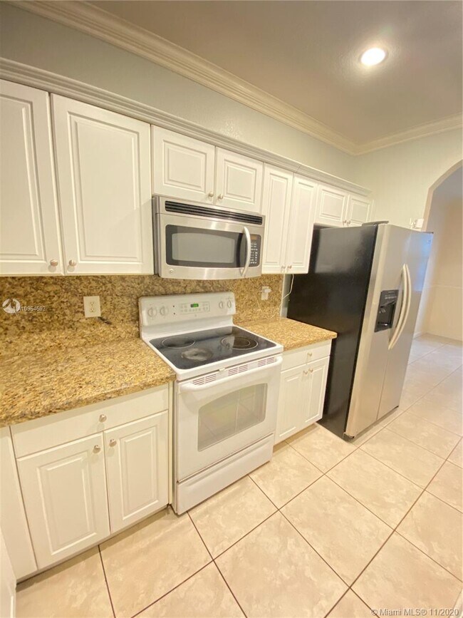 Foto del edificio - 153 SE 28th Ln
