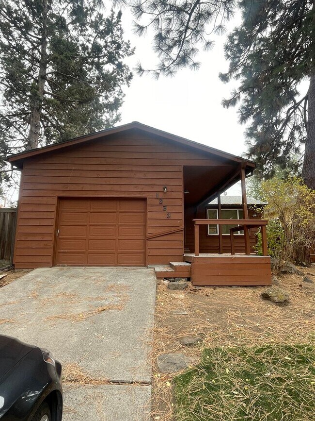 Foto del edificio - NW BEND Bungalow