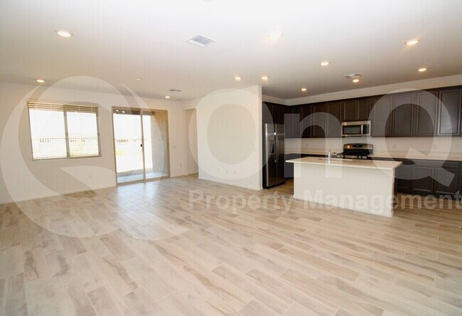 Foto del edificio - 13002 East Cembeline Lane