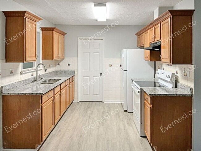 Foto del edificio - 8789 Ashton Rd