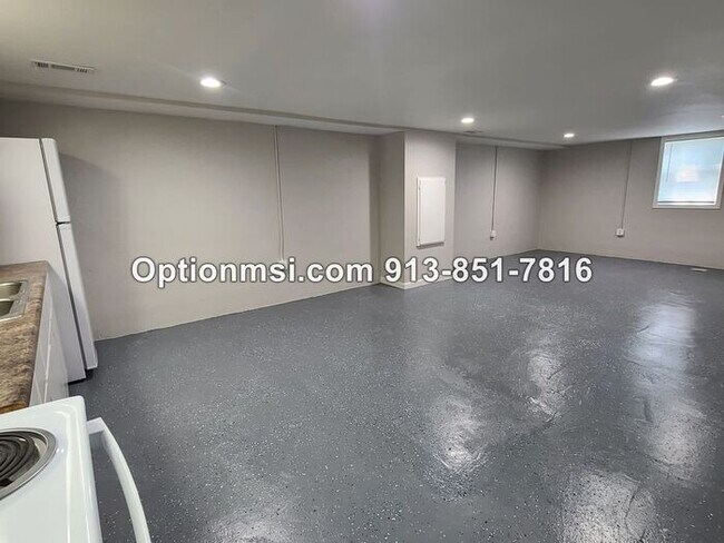 Foto del edificio - Available NOW in Harrisonville!!