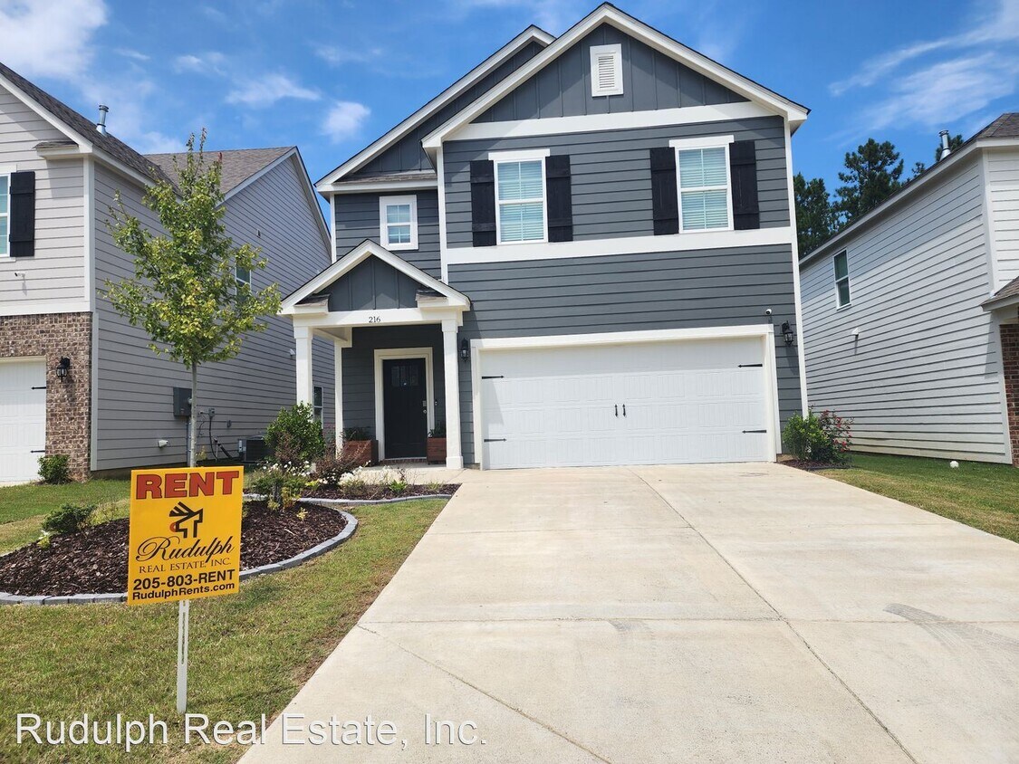 Primary Photo - 5 br, 3 bath House - 216 Chelsea Park Rd.