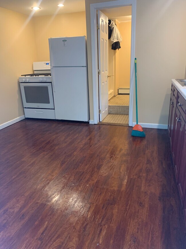 Kitchen - 26 N 4th St