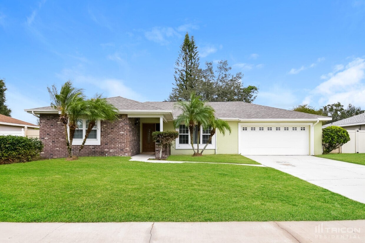 Foto principal - 12765 Ohio Woods Ln