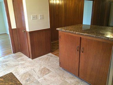 Building Photo - 3715 Latma Dr