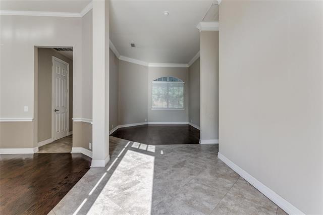 Foto del edificio - 216 Canyon Lake Dr