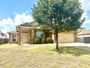 Building Photo - 9917 Desperado Dr