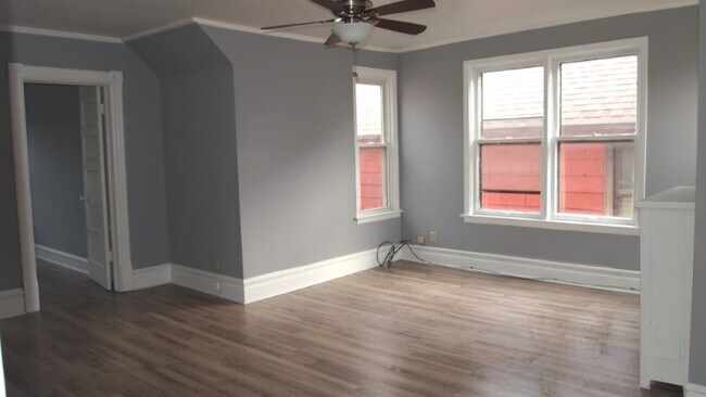 Foto del edificio - 9812 S Avenue H