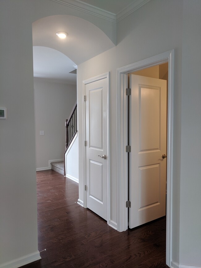 Building Photo - 425 Spring Gardens Drive