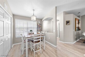 Building Photo - 10135 Colonial Country Club Blvd