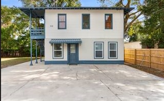Building Photo - 318 S K St
