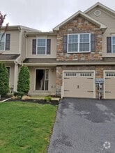 Building Photo - 802 Caramist Cir