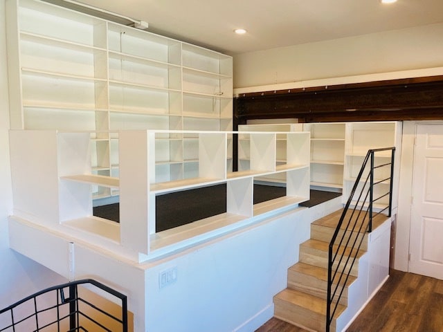 Building Photo - 5432 W Washington Blvd