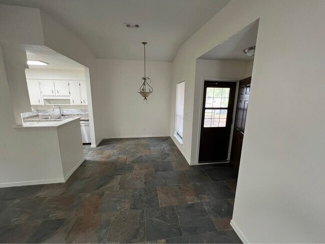 Foto del edificio - 8341 Country Walk Dr