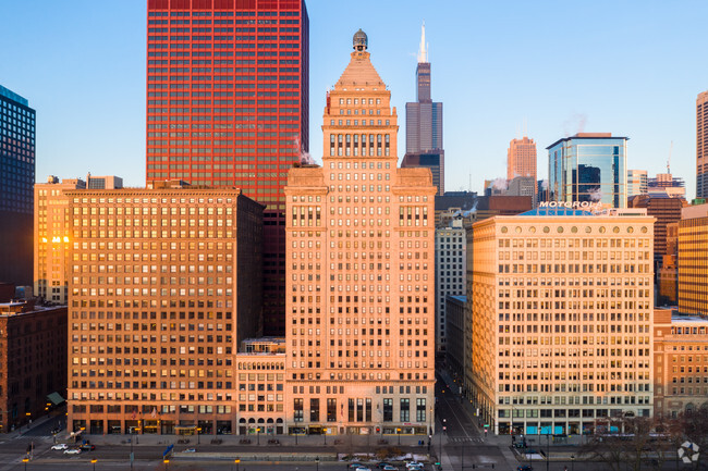 Building Photo - Metropolitan Tower