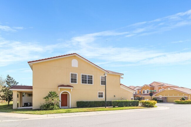 Building Photo - 3 Bed /2.5 Bath  Beautiful Mediterranean O...