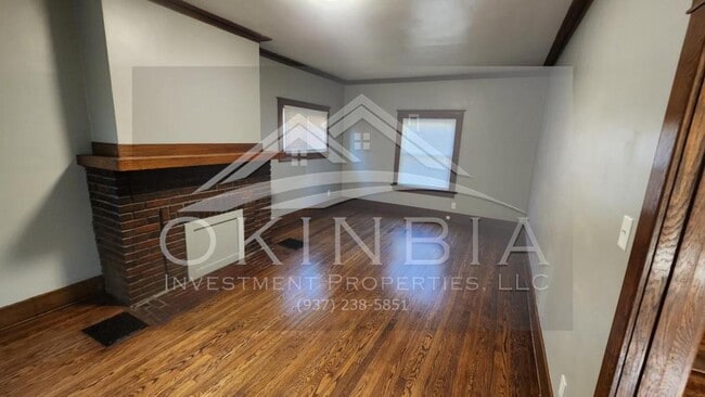 Building Photo - 1351 Amherst Pl