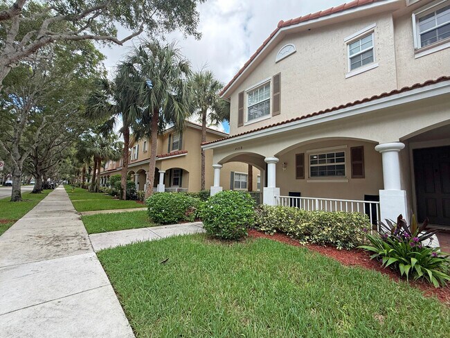 Building Photo - 4533 Highgate Dr