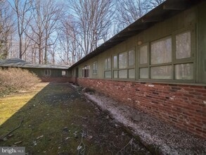 Building Photo - 4313 Woodlark Dr