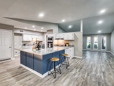 Building Photo - 2976 Sundial Dr
