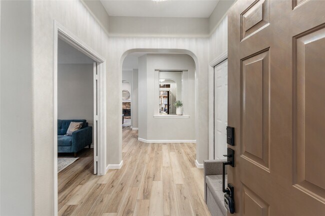 Building Photo - 29 Cypress Bayou Ct